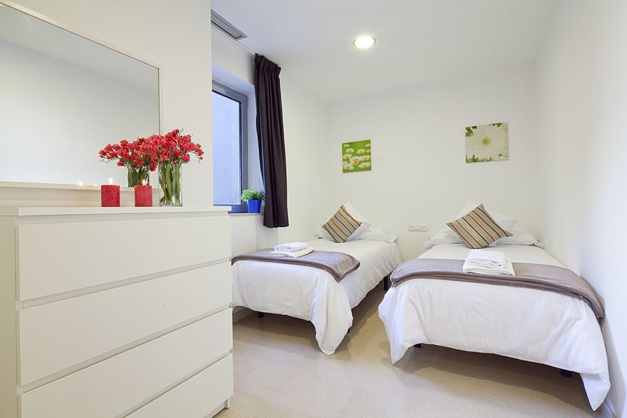 Appartamento Charmsuites Nou Rambla Barcellona