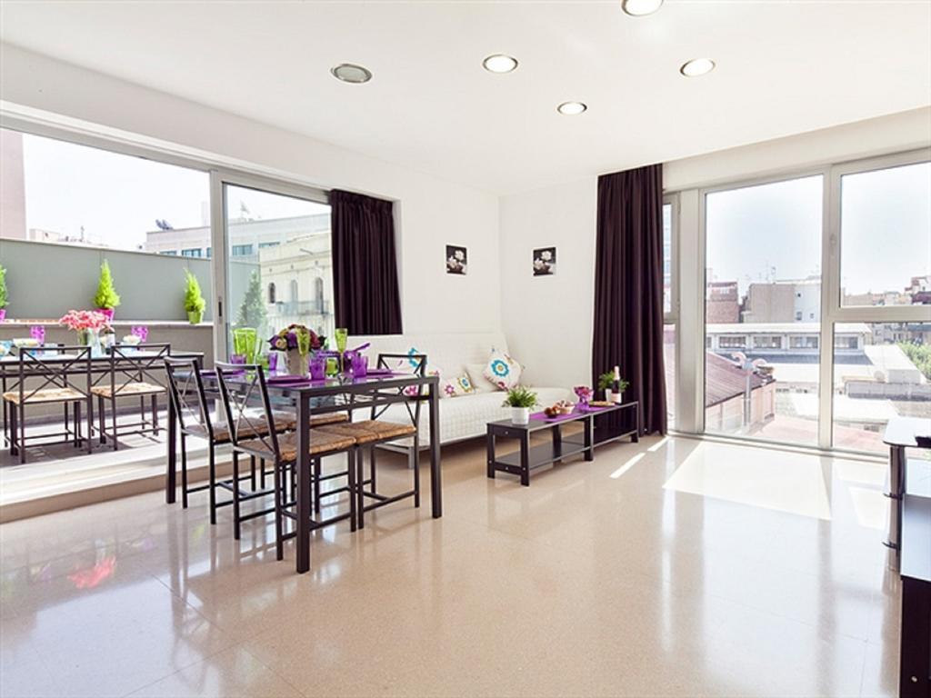 Charmsuites Nou Rambla * Barcellona